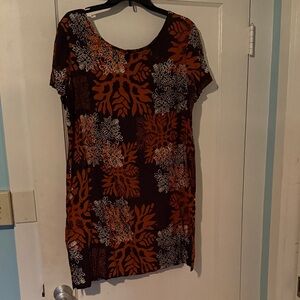 Manuhealii Black and Orange Floral Tunic